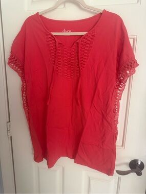d&co Red Crochet-Trim Tunic Top